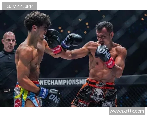 穆塞与西提猜的巅峰对决谁将成为拳坛新王者的传奇之战