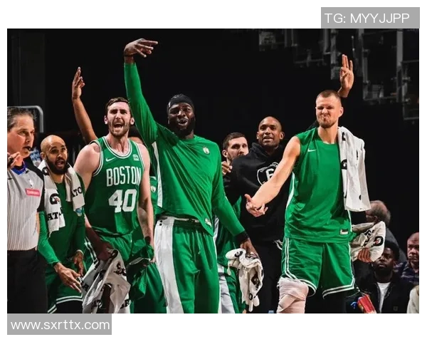 凯尔特人主场大胜独行者，保持不败纪录继续领跑东部联盟