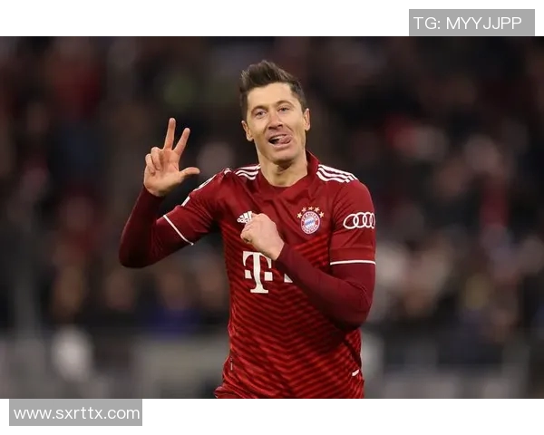 莱万回归旧主战拜仁球迷怒斥其忘恩负义情感复杂