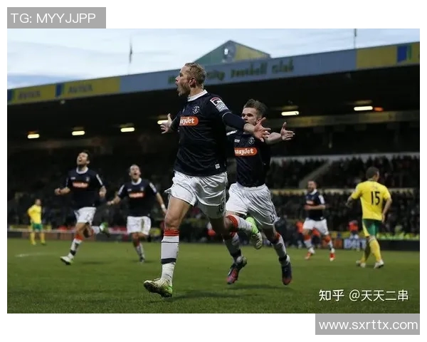 布莱顿与诺维奇激战在即谁能在英冠赛场上笑到最后